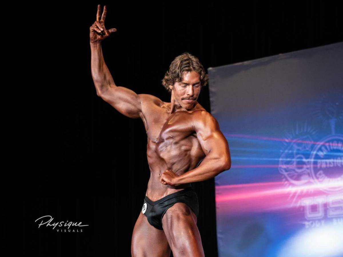 El hijo de Schwarzenegger sigue sus pasos y se convierte en campeón de culturismo