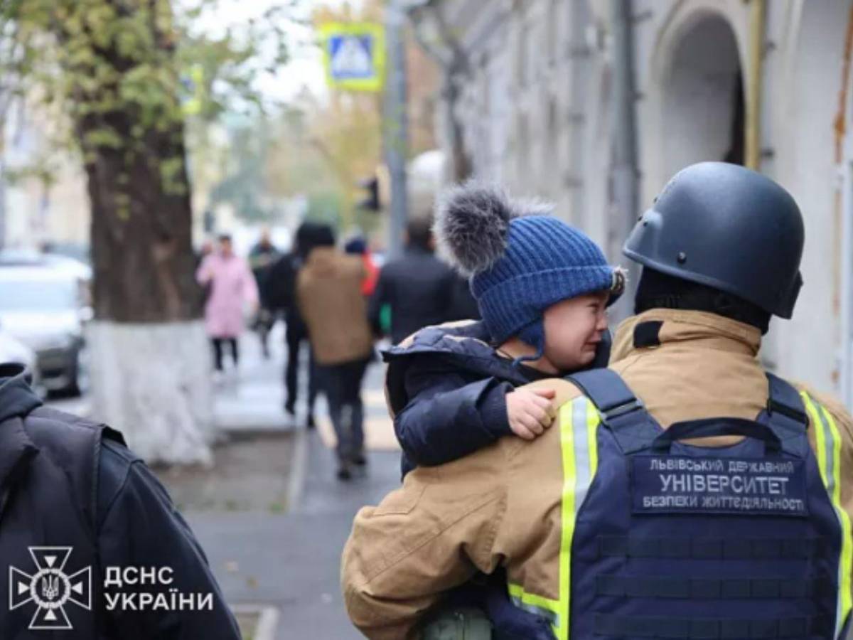 Rusia ataca con un dron una escuela llena de niños en Ucrania