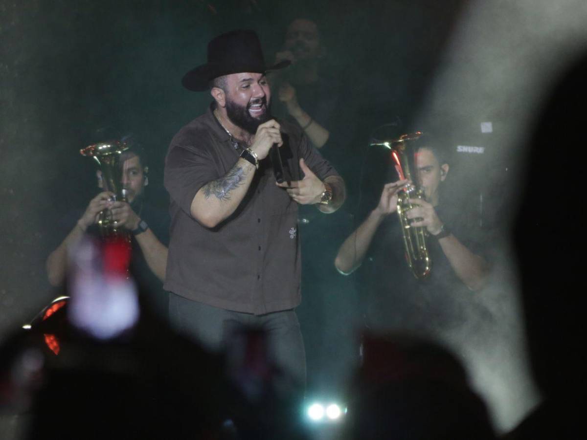 Las mejores imágenes que dejó el concierto de Carín León en Tegucigalpa
