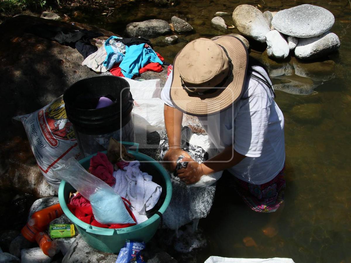 Ausencia total del río es lo que hay en montañas que abastecen de agua a la capital