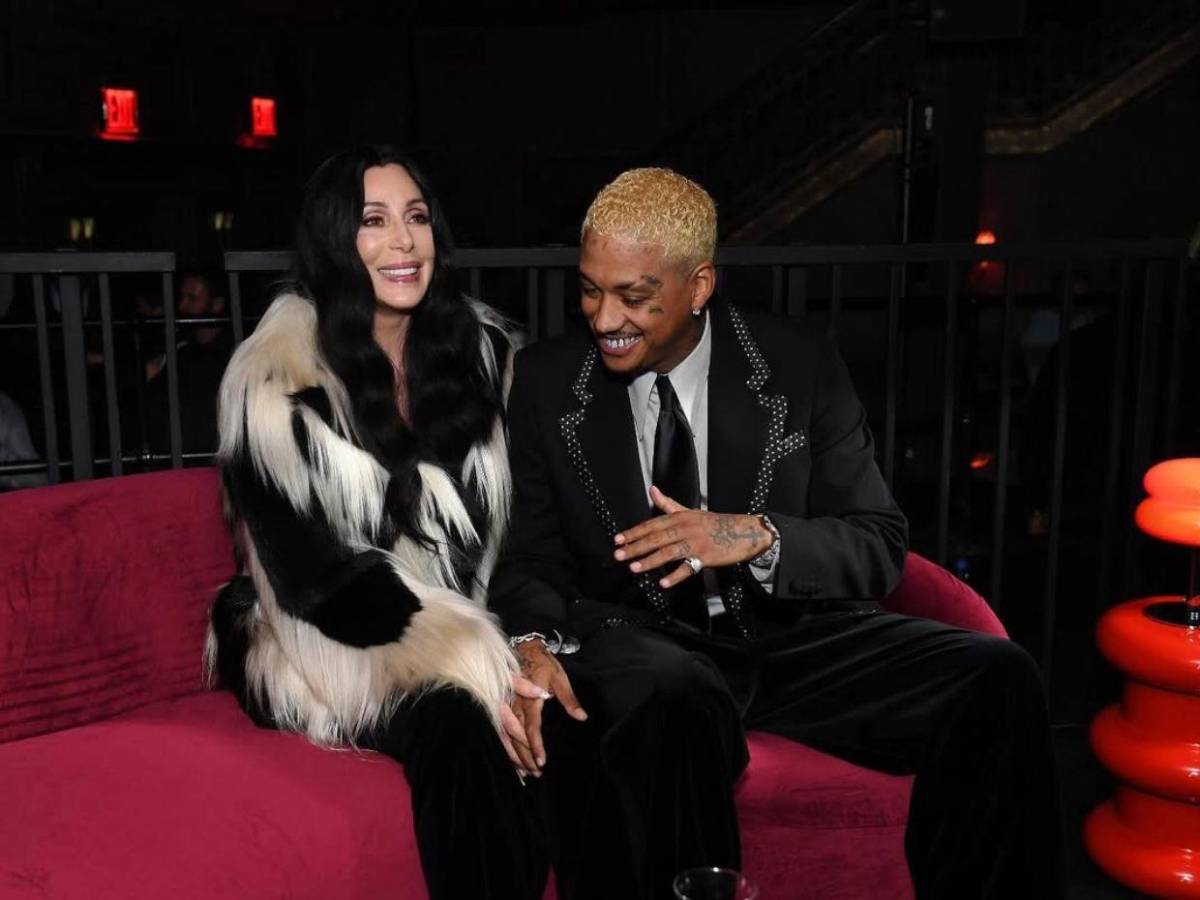 ¿Cher estaría planeando casarse con su novio 40 años menor que ella? Esto se sabe