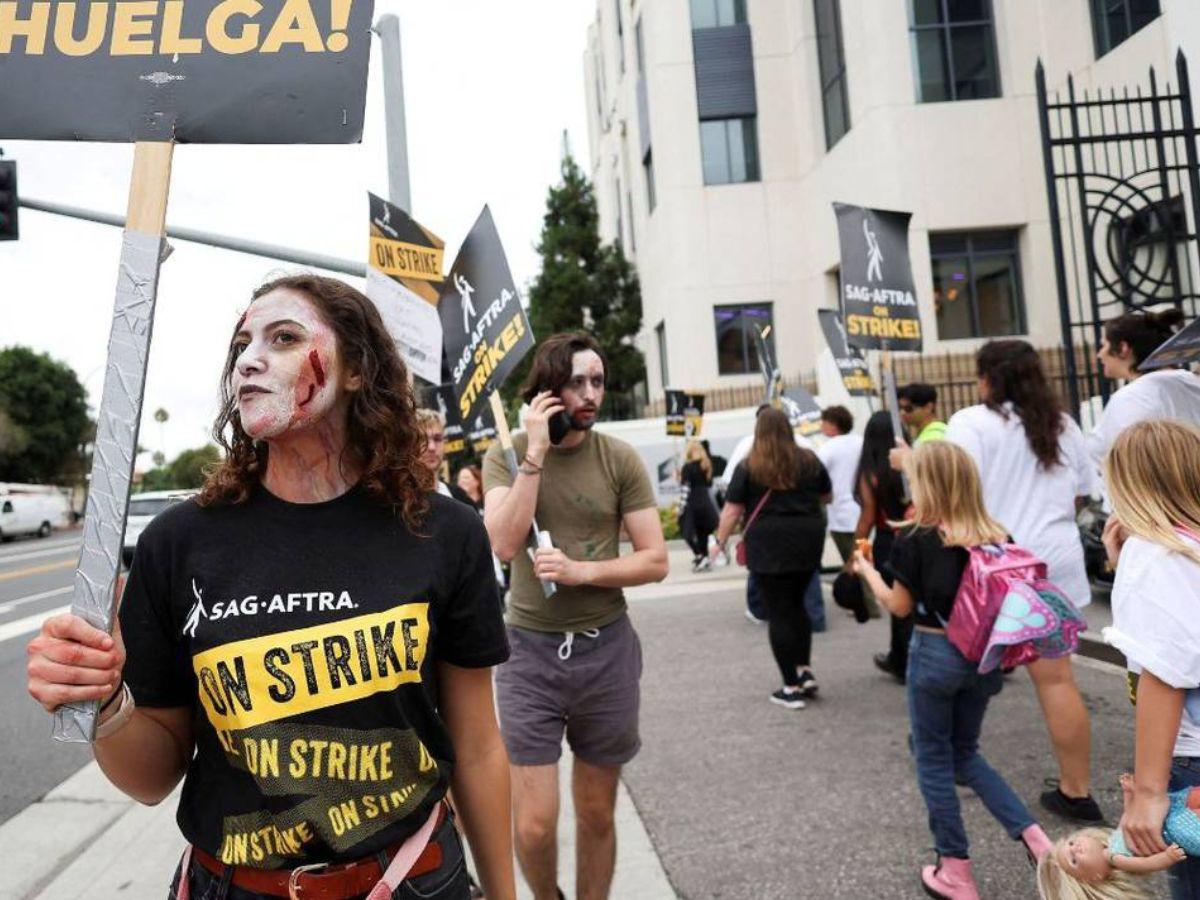 Sindicato de actores en contra de disfraz de Barbie en Halloween