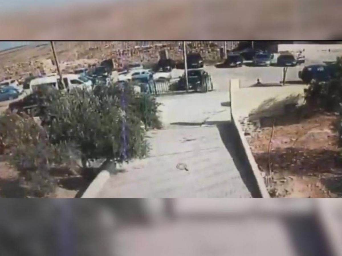 Así fue el tiroteo en una iglesia cristiana de Jordania que deja 7 fallecidos y decenas de heridos