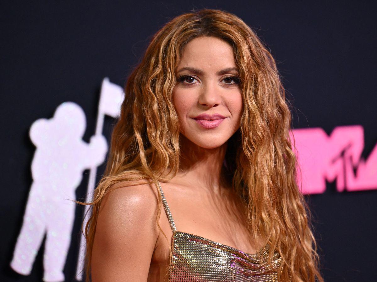 Con “El jefe”, Shakira debuta en el regional mexicano y anuncia nueva gira mundial