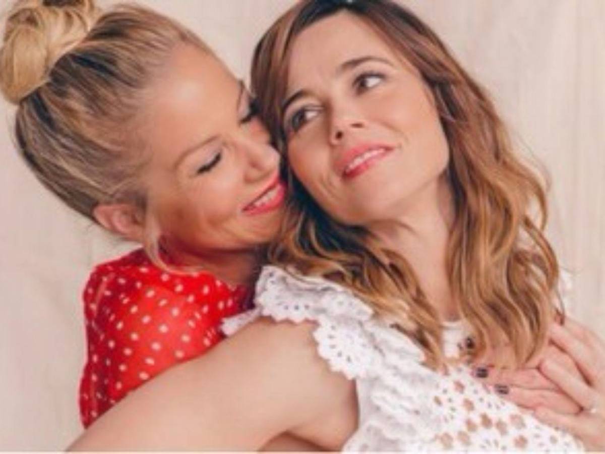 Christina Applegate ha sido hospitalizada más de 30 veces desde su diagnóstico