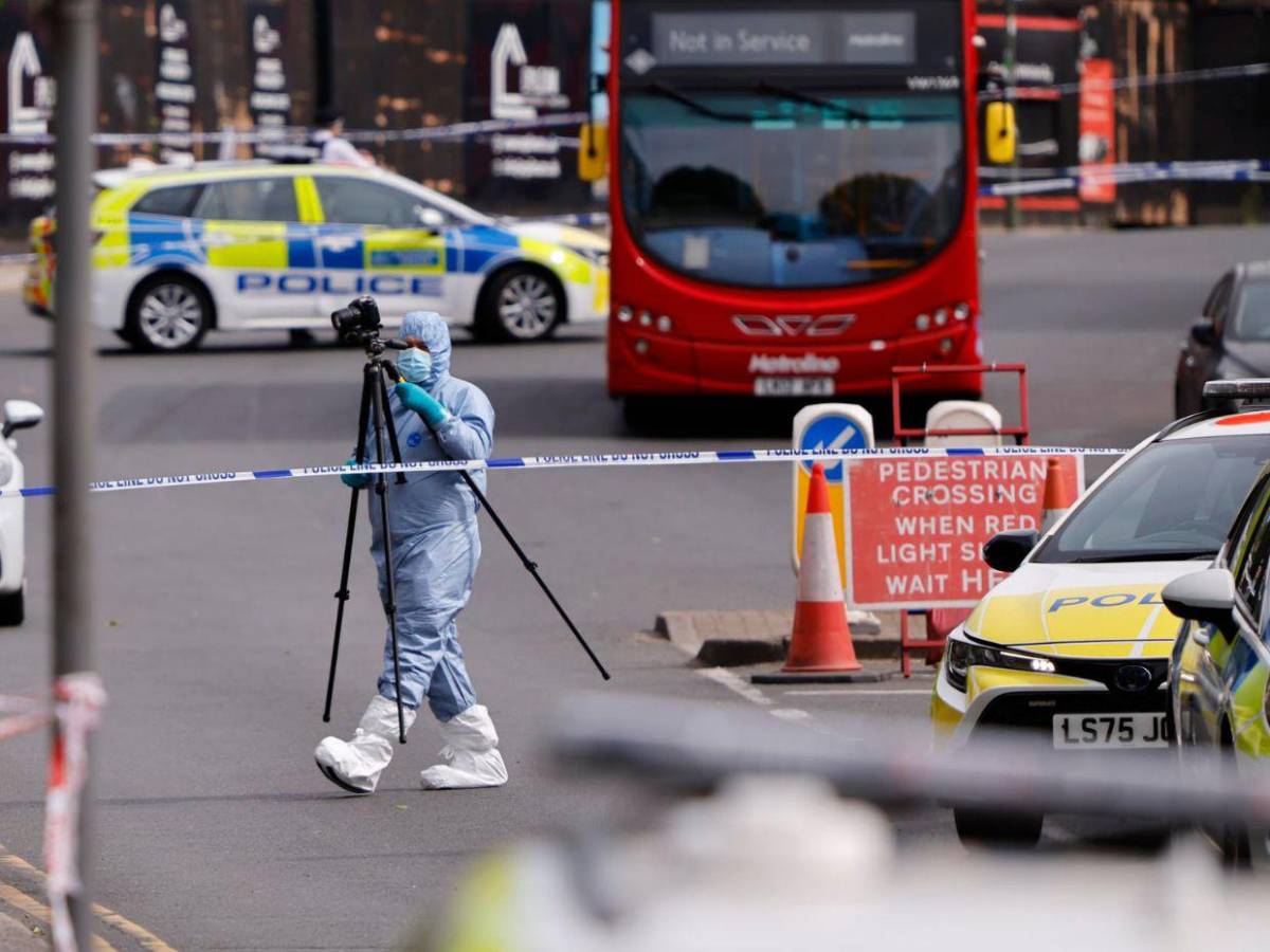 Escena: Dos judíos resultan heridos en ataque con cuchillo en Londres