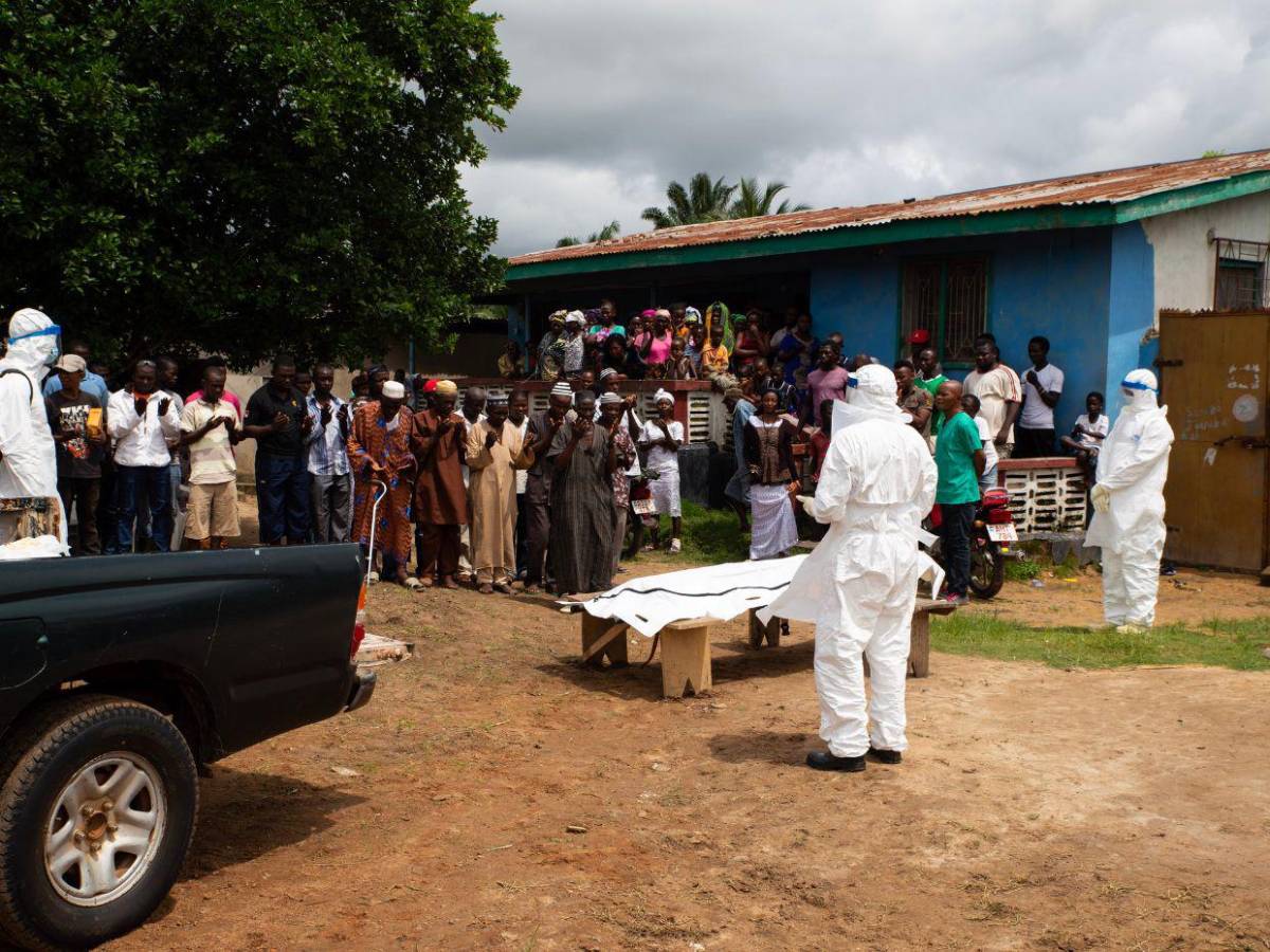 ¿Qué se sabe del brote de ébola que ya suma 80 muertes en RD del Congo?