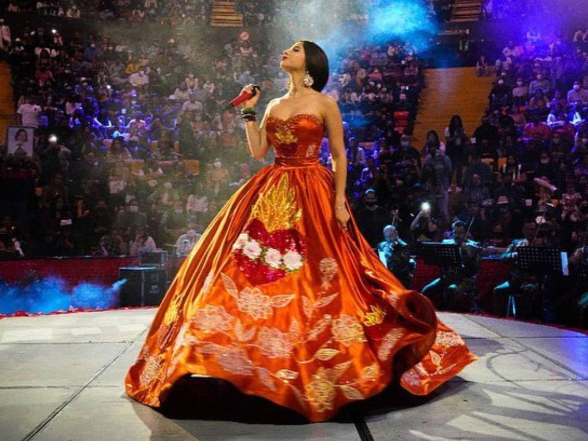 Que se acerque a Dios: Lucía Méndez aconseja a Ángela Aguilar