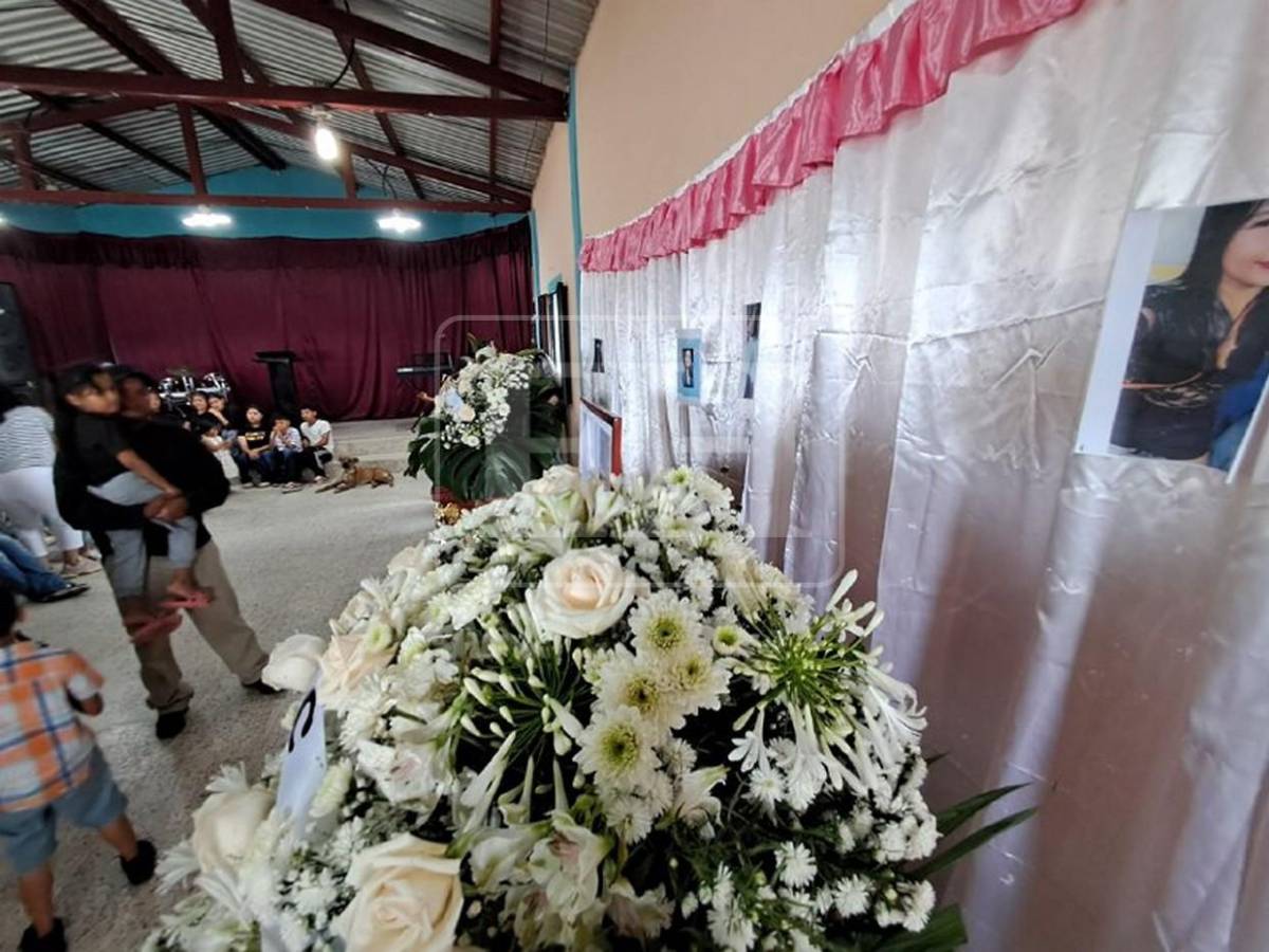 Sus niños tienen que despedirse de ellas: velan a cuñadas víctimas de accidente en Villa Nueva