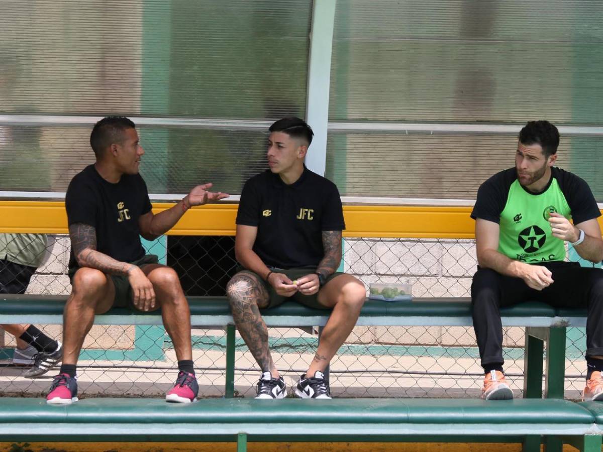 ¿Quién es la hermosura que robó suspiros? El ambientazo en partido por el descenso en Olancho