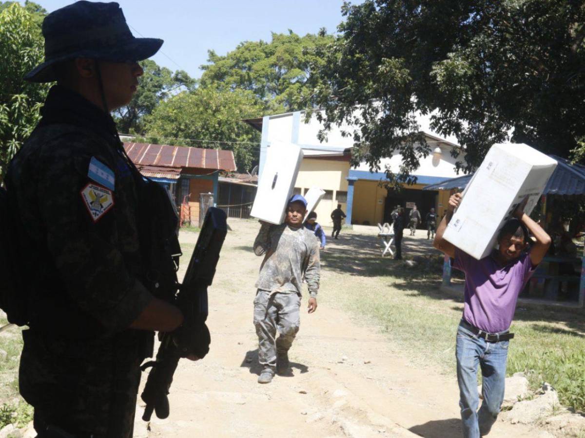 Llegan las maletas electorales a los diferentes municipios de Cortés y Yoro