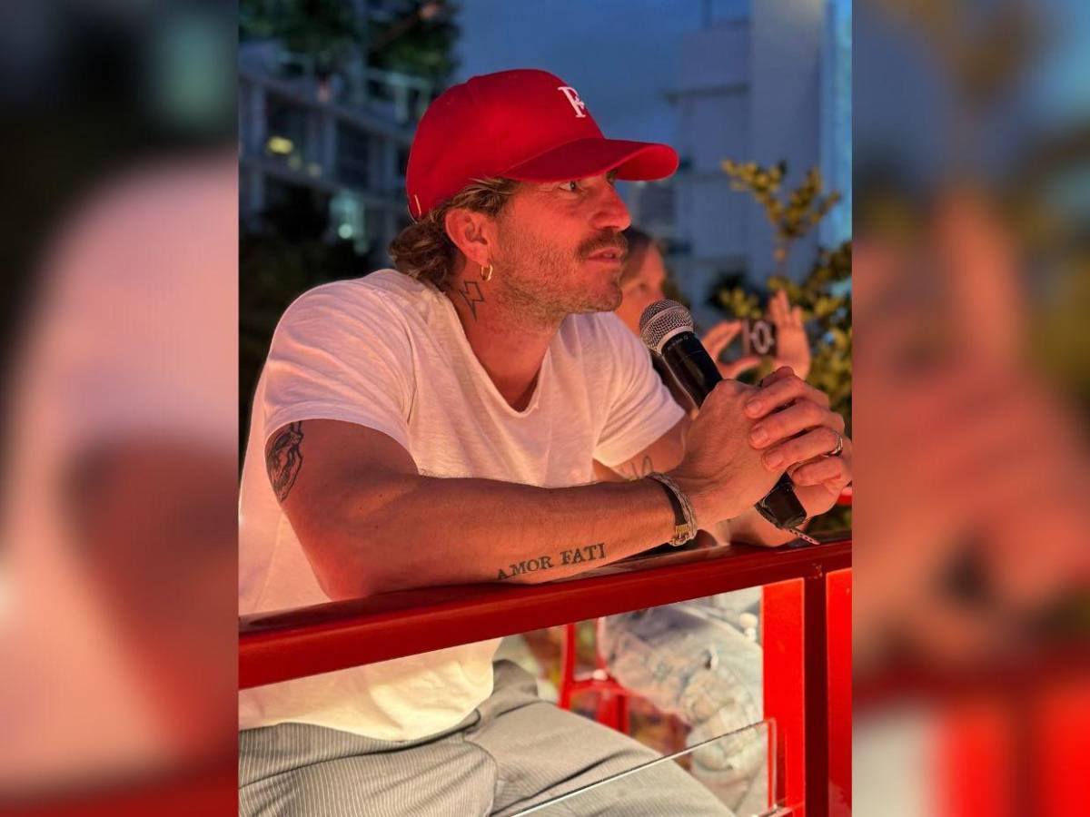 ¿Quién es Rafael Olarra, el hombre con el que vinculan a Pedro Pascal?