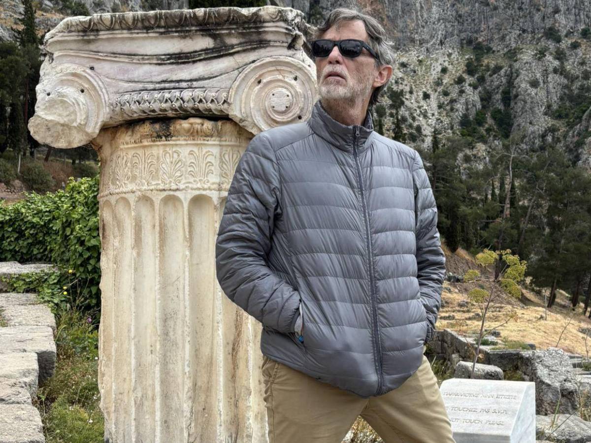 Humberto Zurita explica por qué no se casará con Stephanie Salas pese a estar enamorado