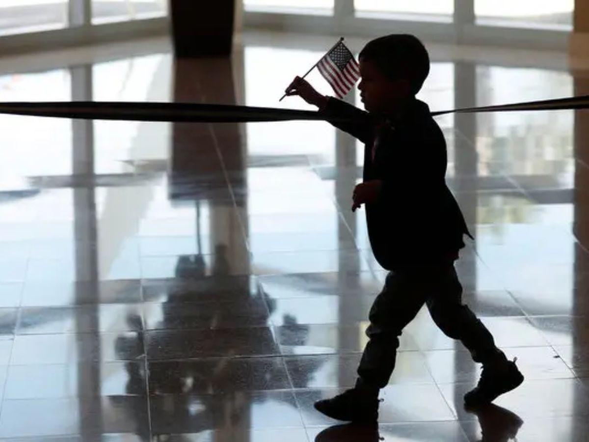 ¿Eliminar la ciudadanía por nacimiento en EUA?: los obstáculos que enfrentará Trump en el intento