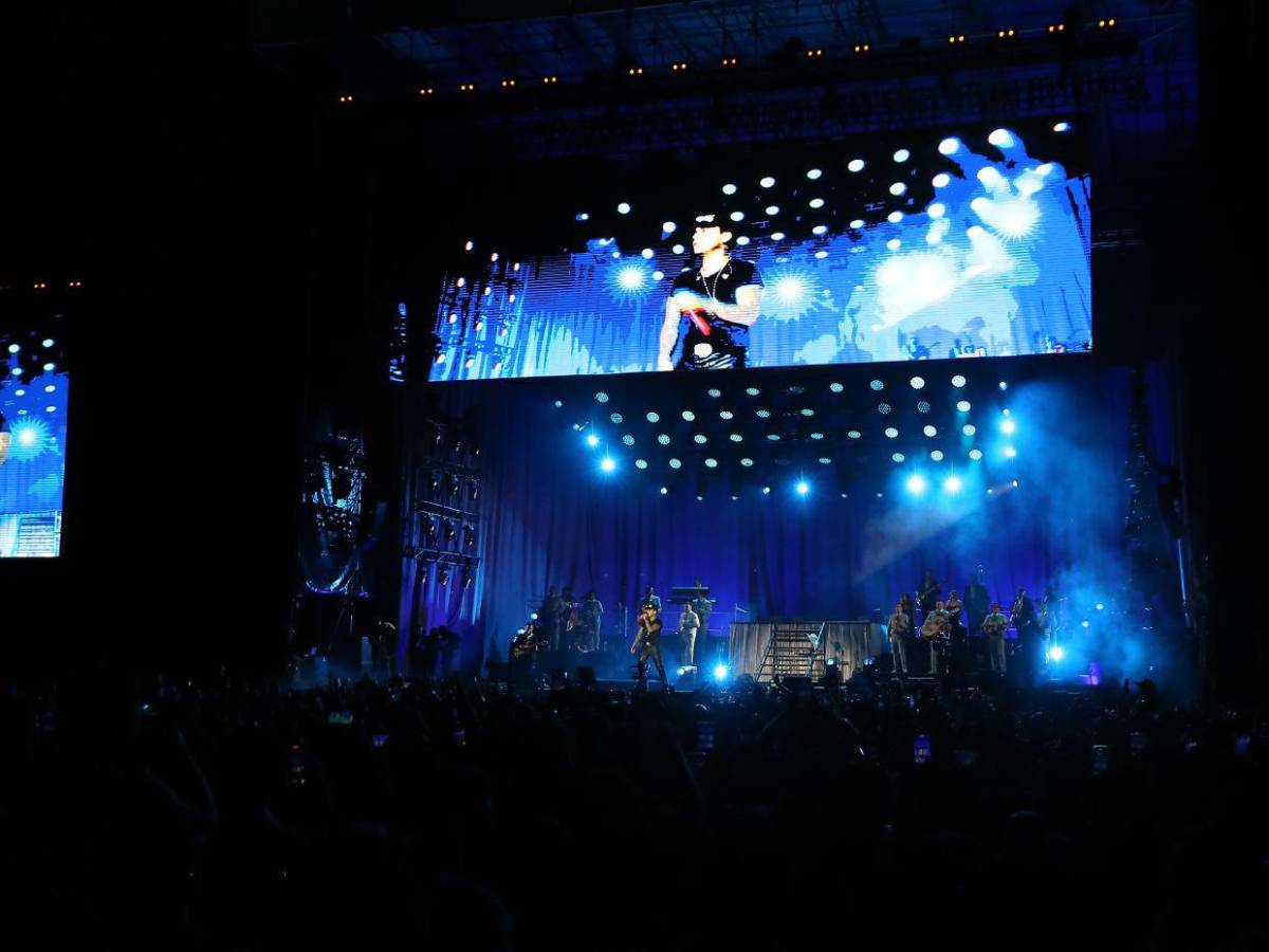 El concierto de Christian Nodal en Tegucigalpa, en imágenes