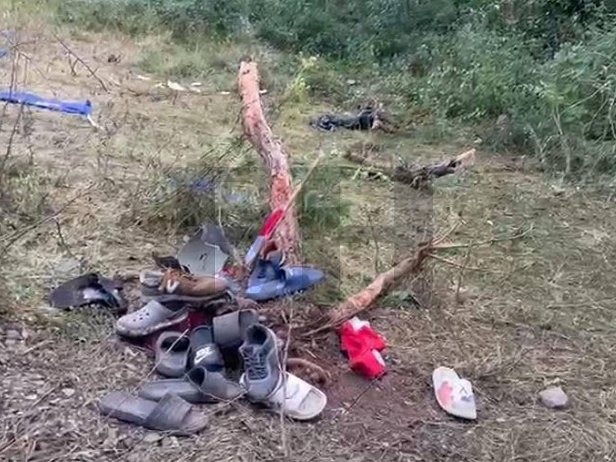 Zapatos, banderas y vidas destrozadas, evidencias en sitio del accidente en Santa Bárbara