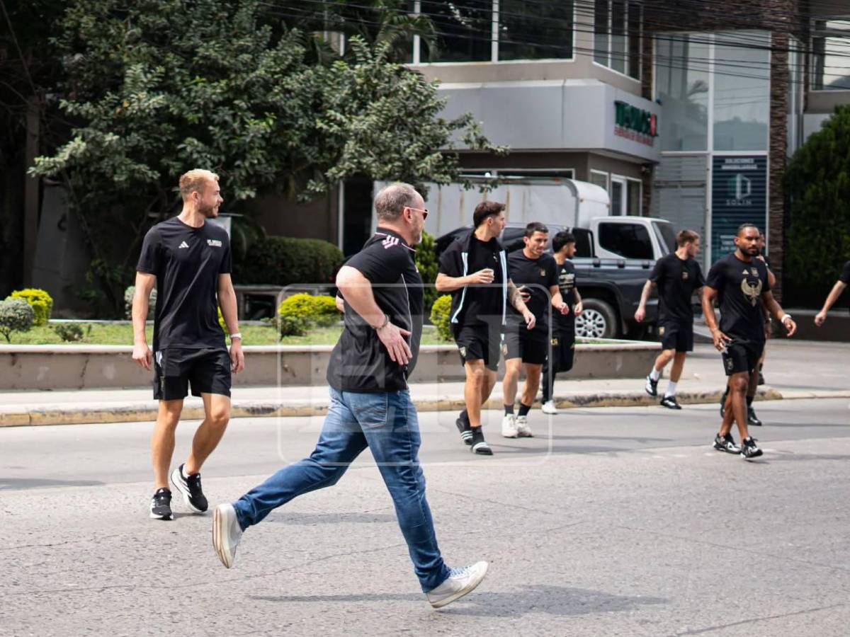 Campeón del mundo camina por las calles de SPS: LA FC disfruta previo a enfrentar a Real España