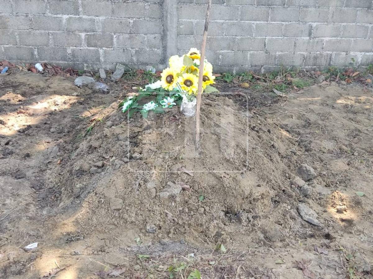 Nos dejas un vacío: dura despedida a las víctimas de la masacre en Trujillo