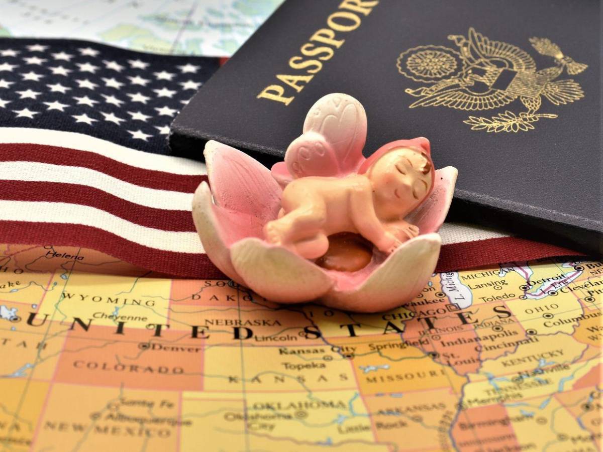 ¿Puede Donald Trump acabar con la ciudadanía por nacimiento? Esto sabemos