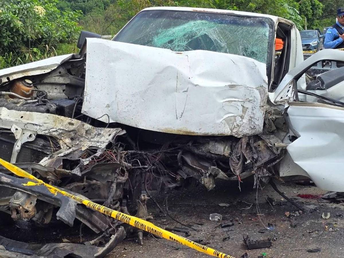 Las imágenes del fatal choque entre pick-up y camión en Cofradía