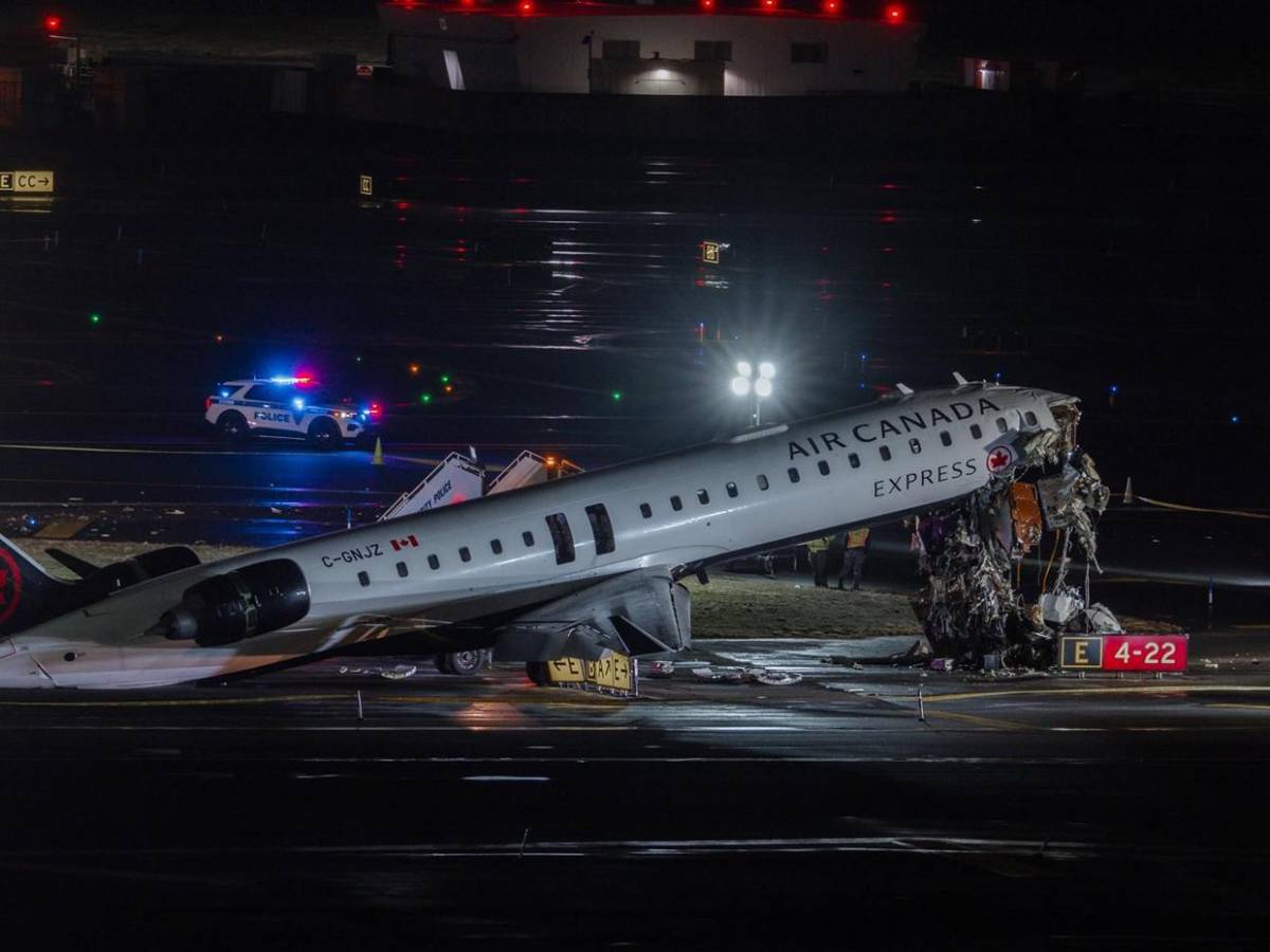Metí la pata: controlador aéreo admite error tras accidente en aeropuerto de Nueva York