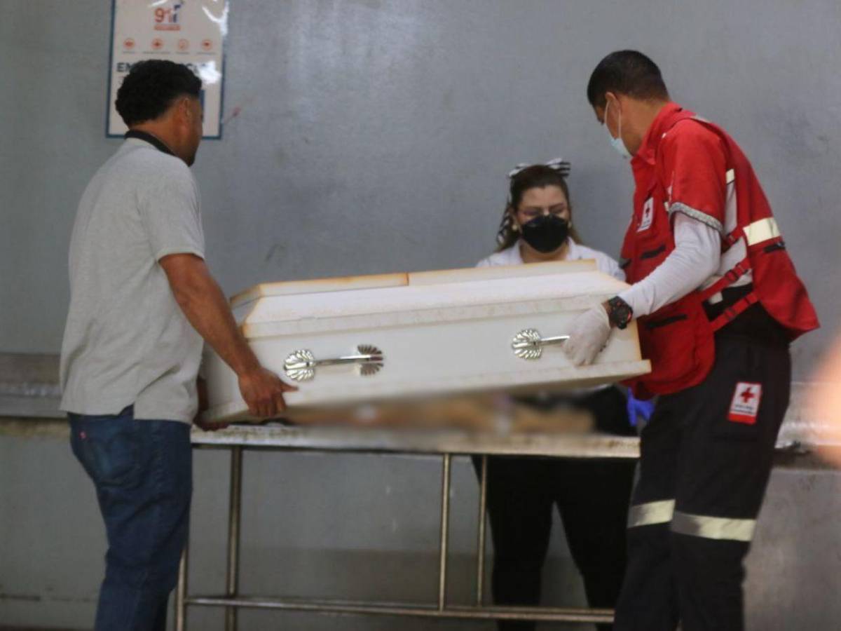 “A mi sobrino le sacaron los ojos... hoy matan a mi hijo”: padre de menor asesinado en Marcala