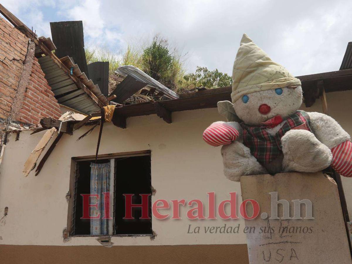 Juguetes, ropa y calzado urgen los niños albergados en la capital