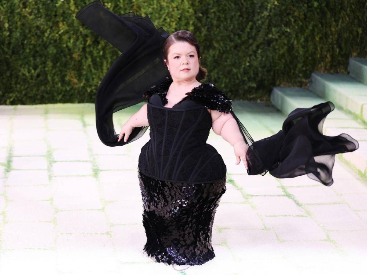 Cuerpos desnudos, ropa china y la moda draga de Sam Smith en la Met Gala 2026