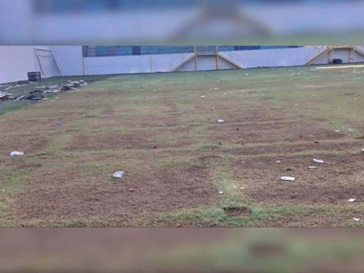 Lamentable: revelan fotos de cómo quedó la grama del Estadio Morazán tras concierto