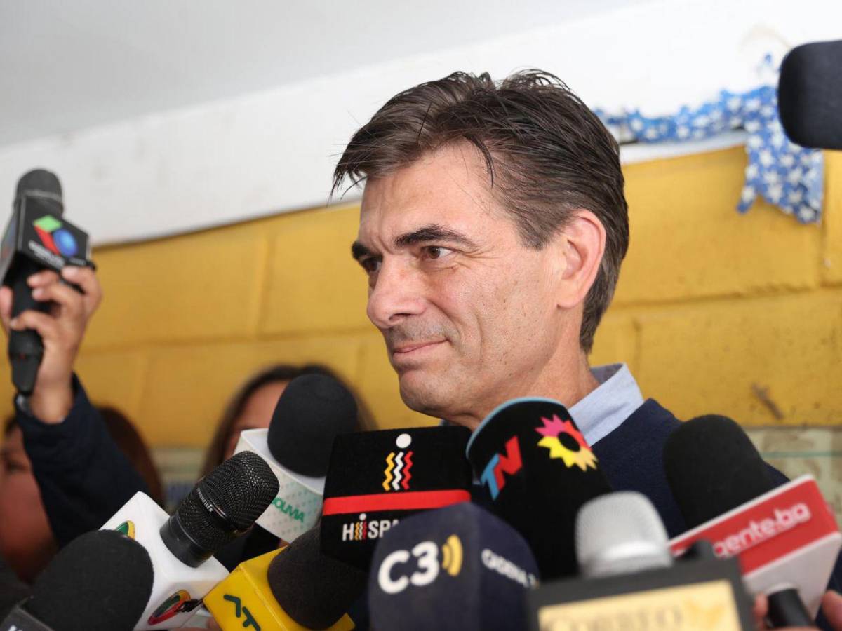 ¿Quién es Rodrigo Paz, el centrista que le puso fin a 20 años de izquierda en Bolivia?