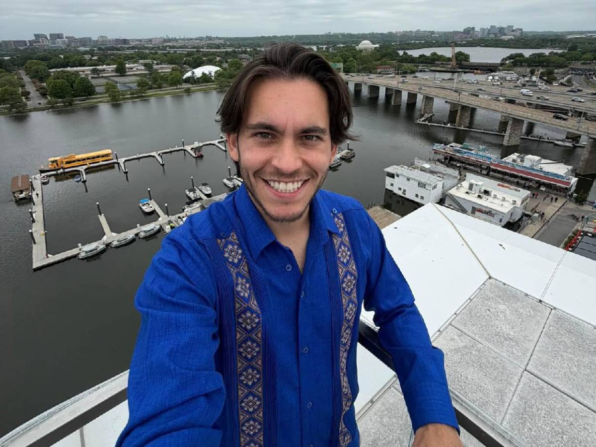 Tiktoker Carlos Espina revela el grave problema que tiene para comprar al Victoria de La Ceiba