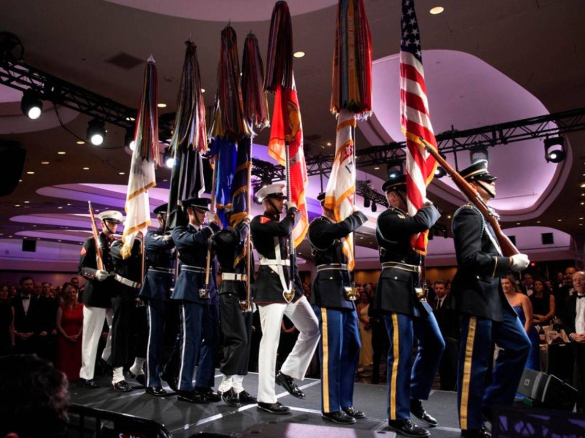 Cronología: las imágenes exactas de cómo fue el intento de atentado a Trump en Cena de Corresponsales