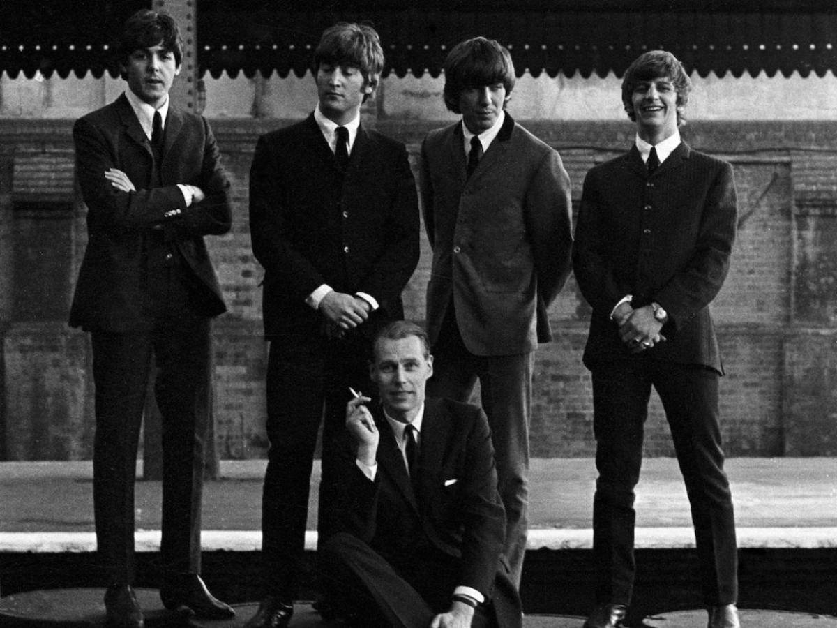 Paul, Harris, Josep y Barry, ellos son los nuevos Beatles Paul, Harris, Josep y Barry, ellos son los nuevos Beatles