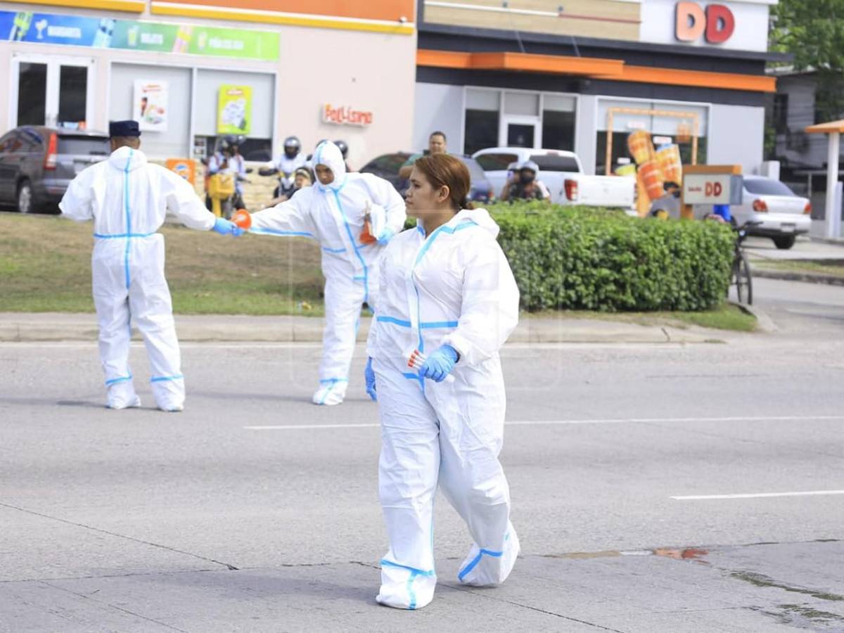 Dueño de moto robada alcanza a asaltantes y les dispara cuando cometían otro robo en SPS