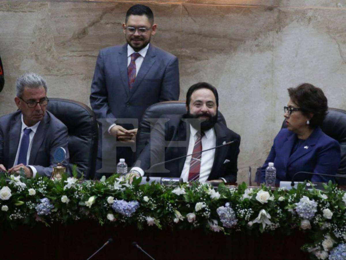 Las imágenes que dejó la instalación de la cuarta legislatura en el Congreso