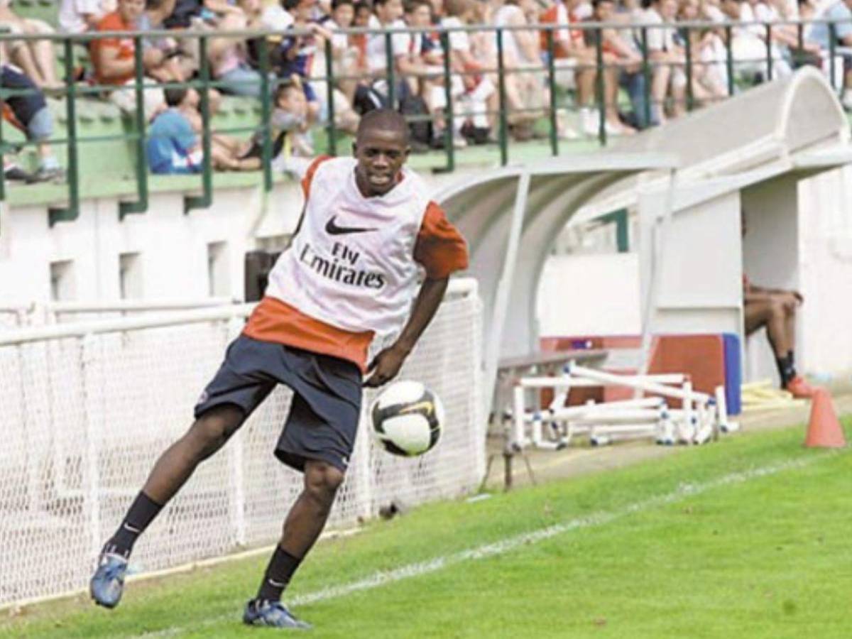 El hondureño que estuvo en el PSG y no pudo quedarse: Giuly era el que me traducía