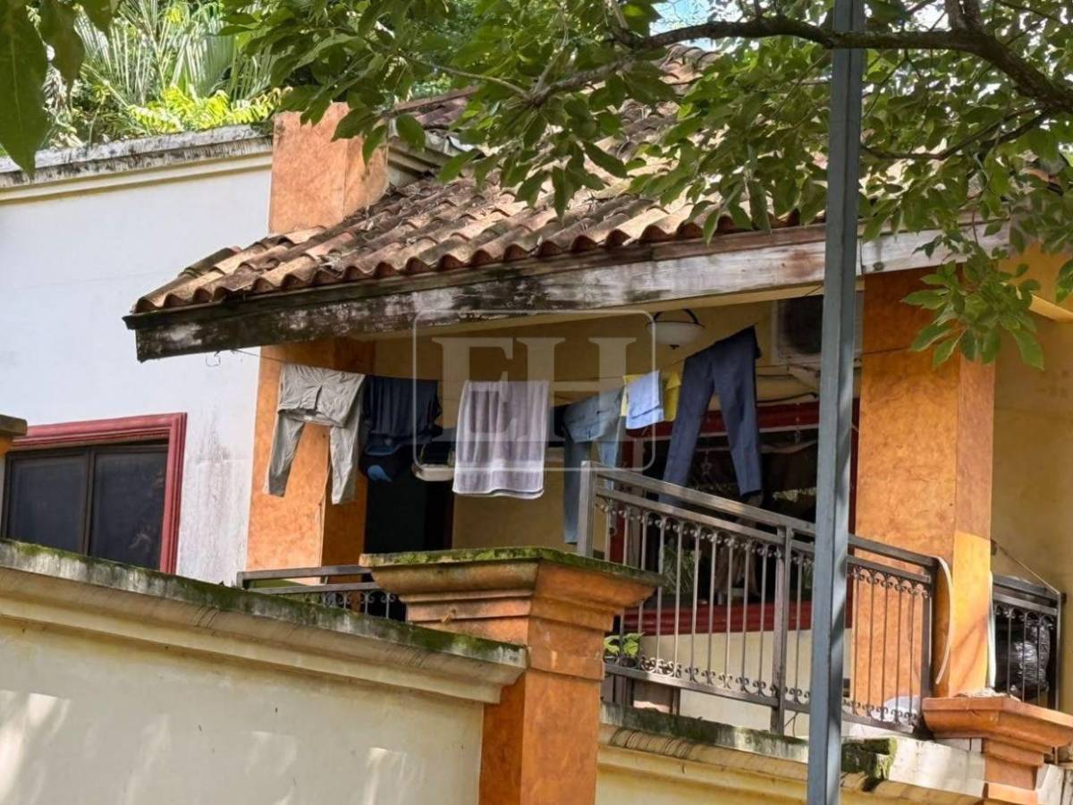 Agentes de la DAET se entregan; investigan si droga era para implantar pruebas a detenidos