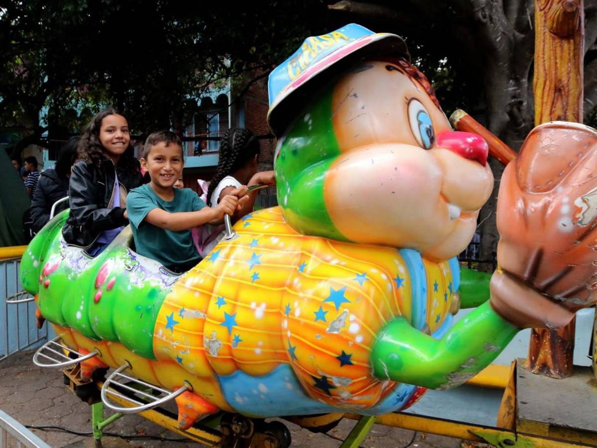 Un ambiente de alegría y sabor impera en la Feria de Suyapa