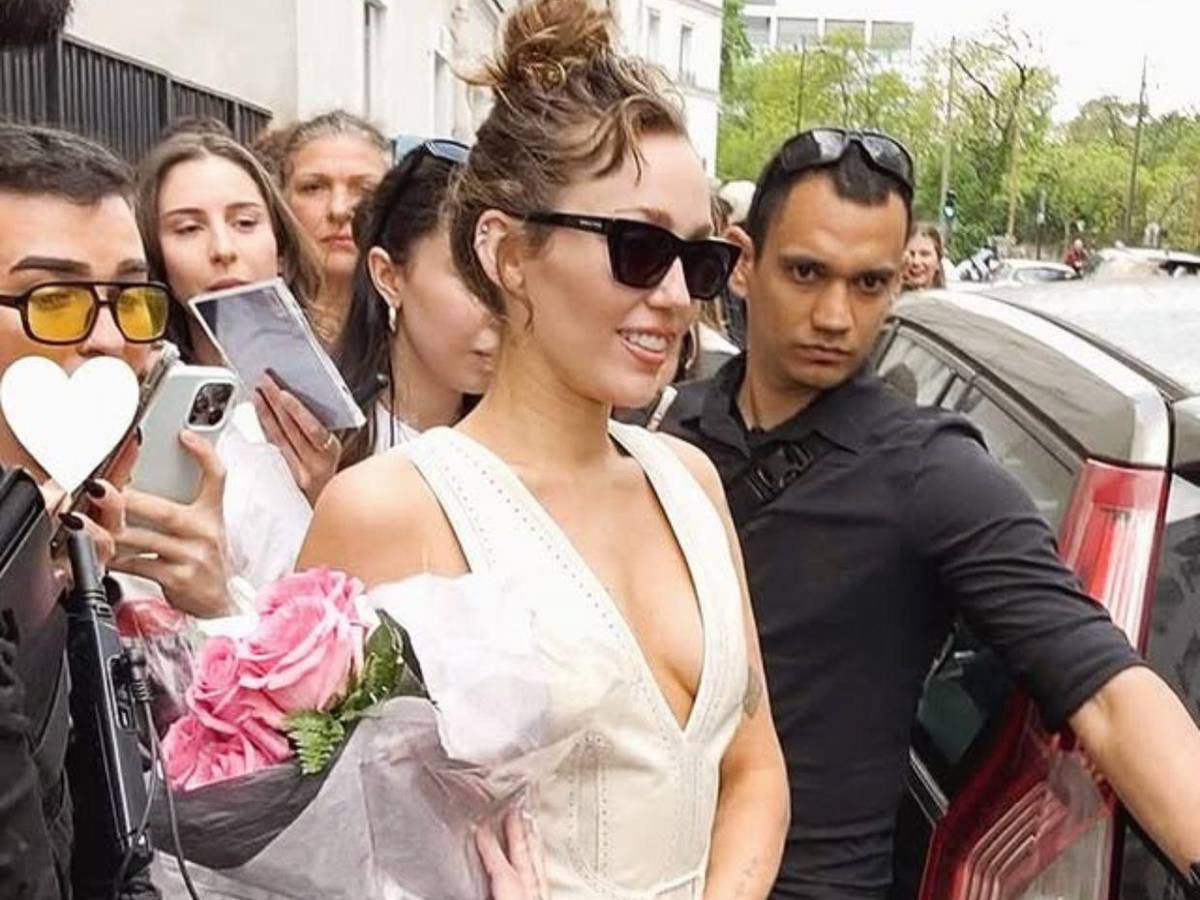 Miley Cyrus revela por qué agradece que se incendiara la casa que compartía con Liam Hemsworth Miley Cyrus revela por qué agradece que se incendiara la casa que compartía con Liam Hemsworth