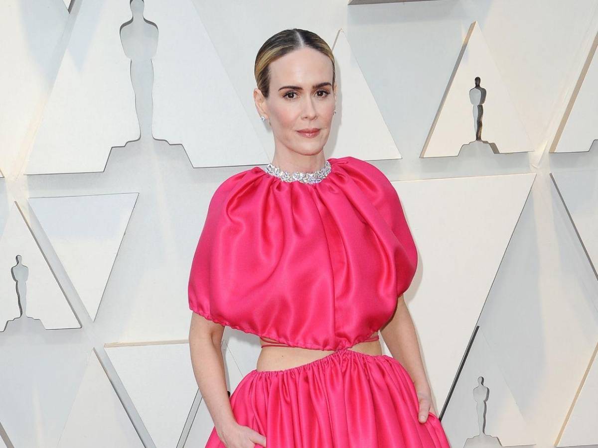 Sarah Paulson recibe su estrella en Hollywood y evoca su obsesión por imitar a Julia Roberts