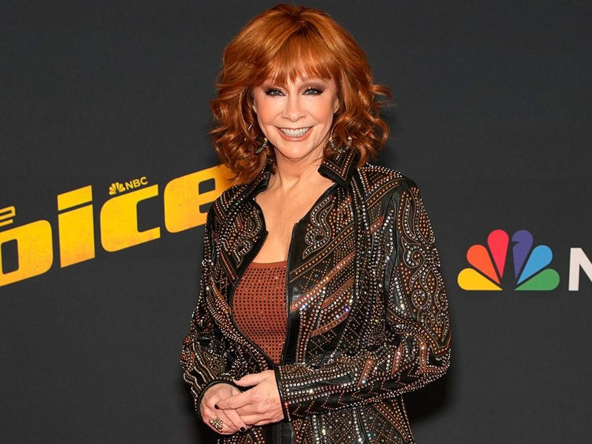Reba McEntire, la estrella estadounidense de música country, cantará el himno nacional de los Estados Unidos.