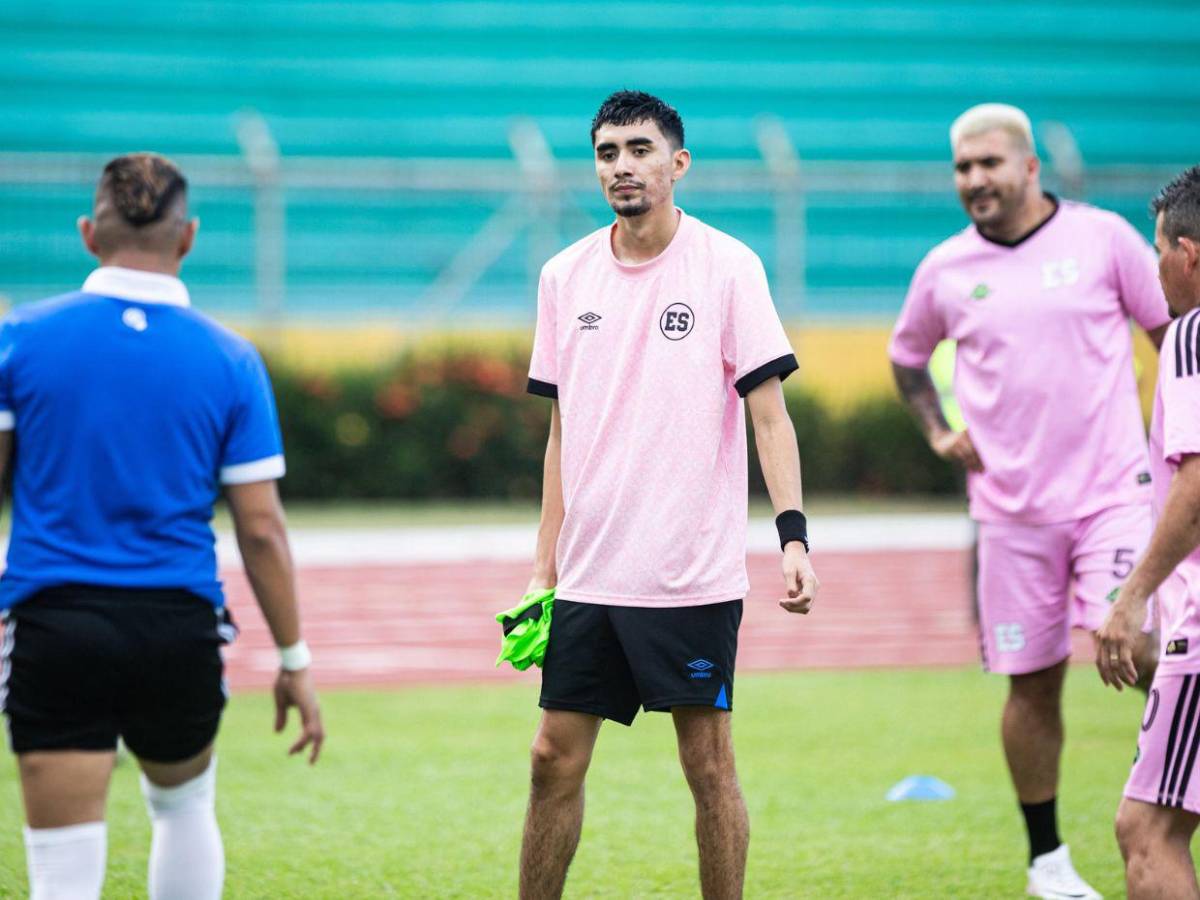 Exjugador de Olimpia y de la Selección refuerza a los tiktokers vs El Salvador