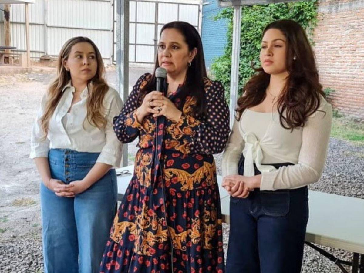 La familia de Ana García, la precandidata nacionalista y ex primera dama de Honduras