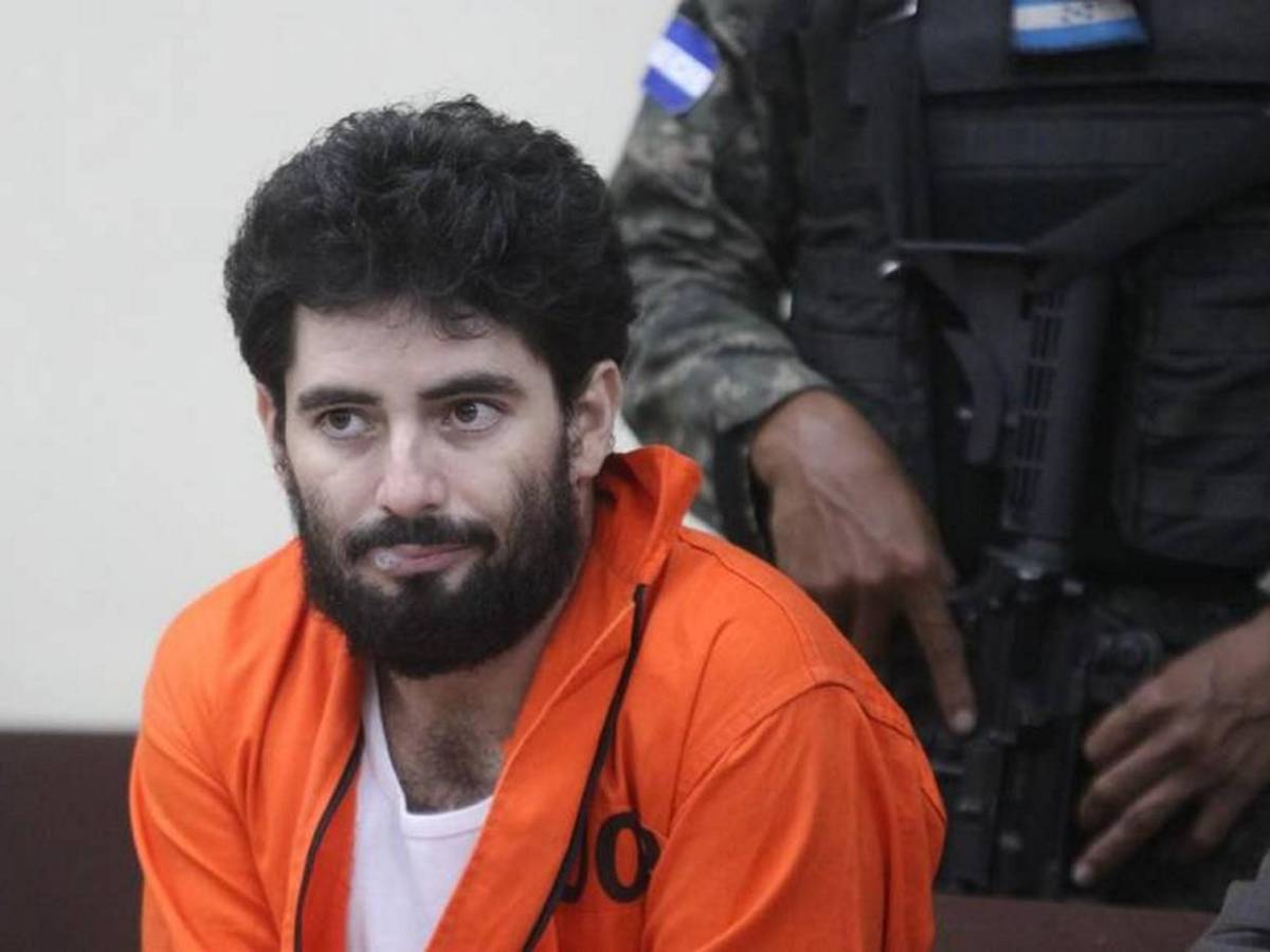 Gilbert Reyes a tercera evaluación mental por crimen en Roatán, ¿estrategia de Plutarco Ruiz?