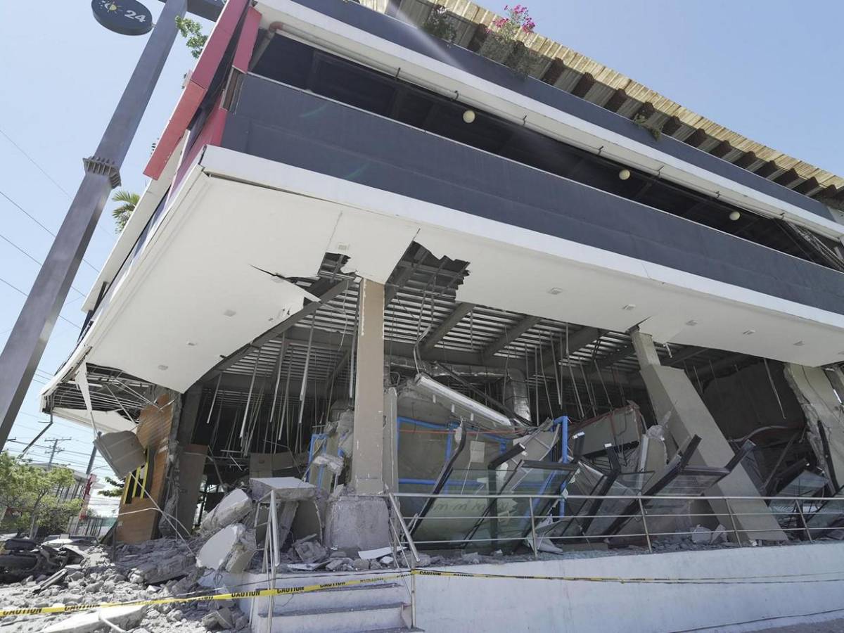 Varios edificios colapsaron: los cuantiosos daños que dejó el terremoto en Filipinas