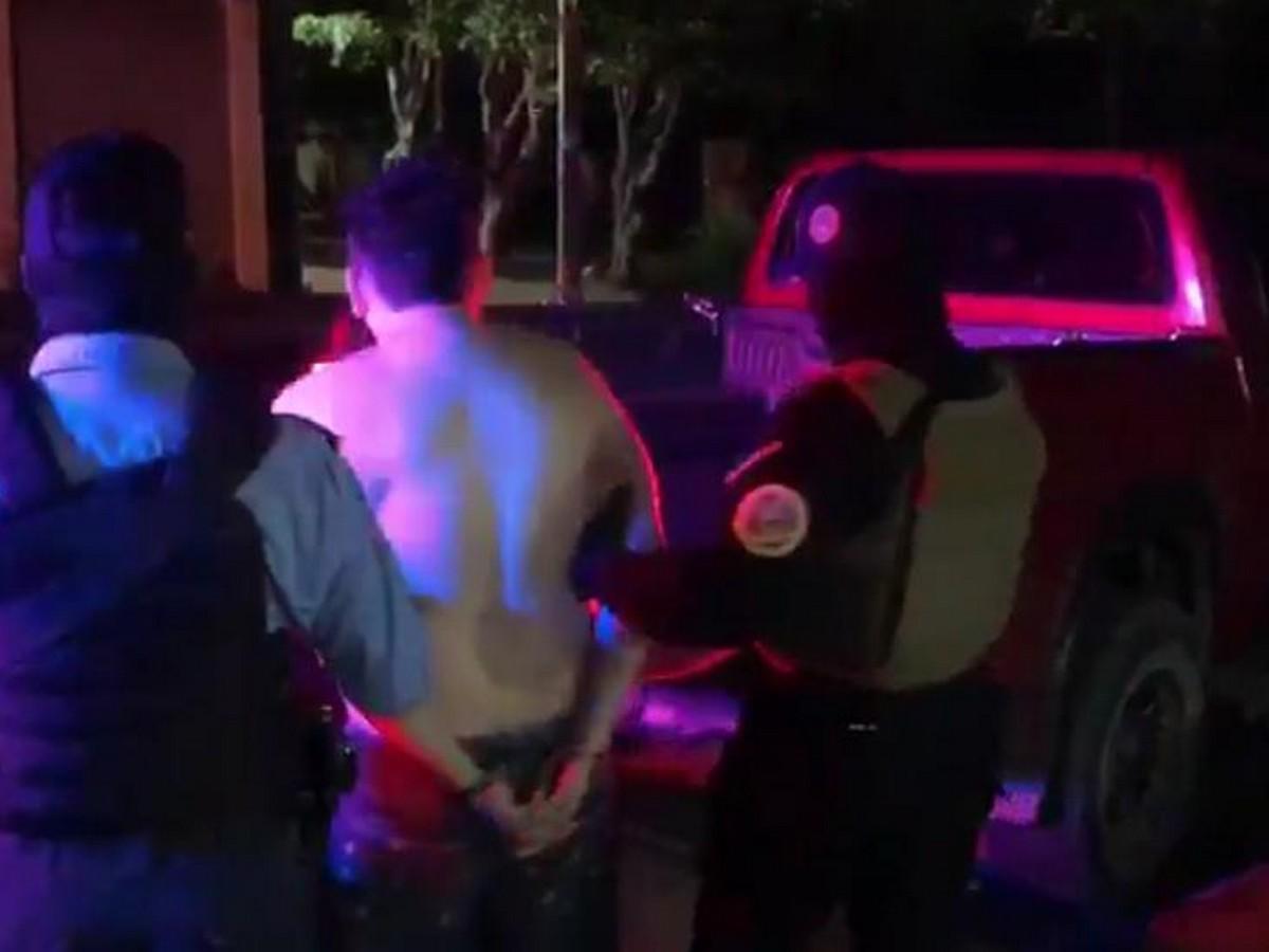 Tras tensa negociación, capturan a cabecilla de la pandilla 18 que tomó como rehén a una familia en Chamelecón