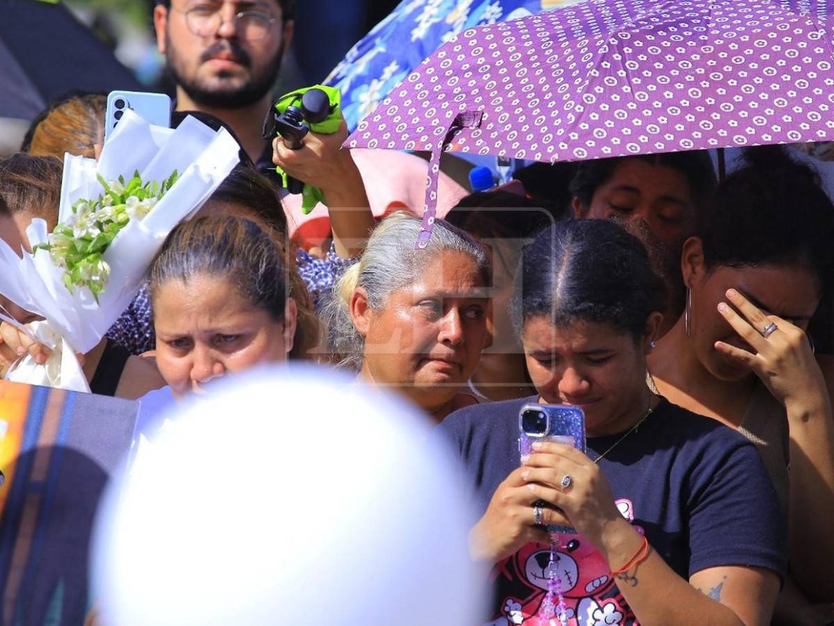 Doloroso último adiós al joven tiktoker Hernán Martínez en Cofradía