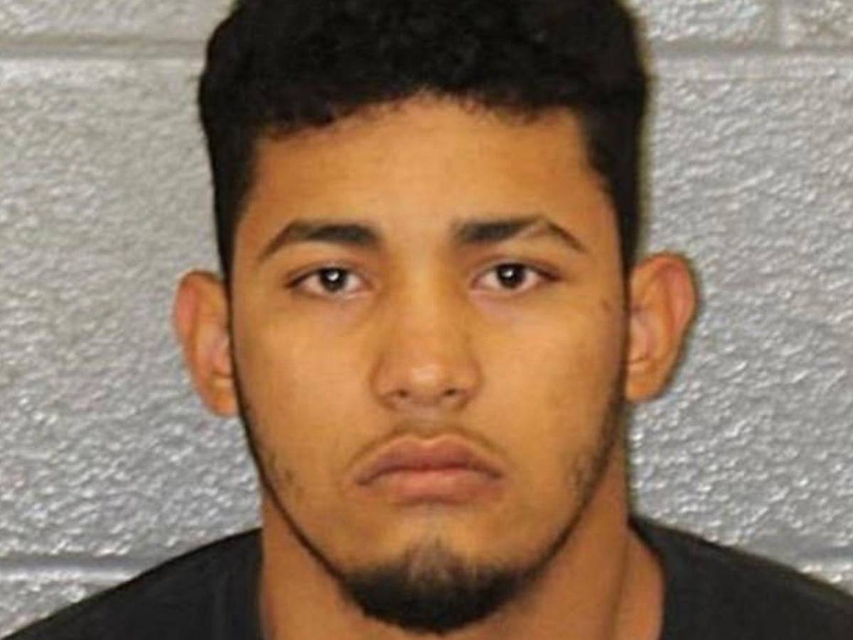 Capturan hondureño en Carolina del Norte, EE UU: presumía armas en redes sociales