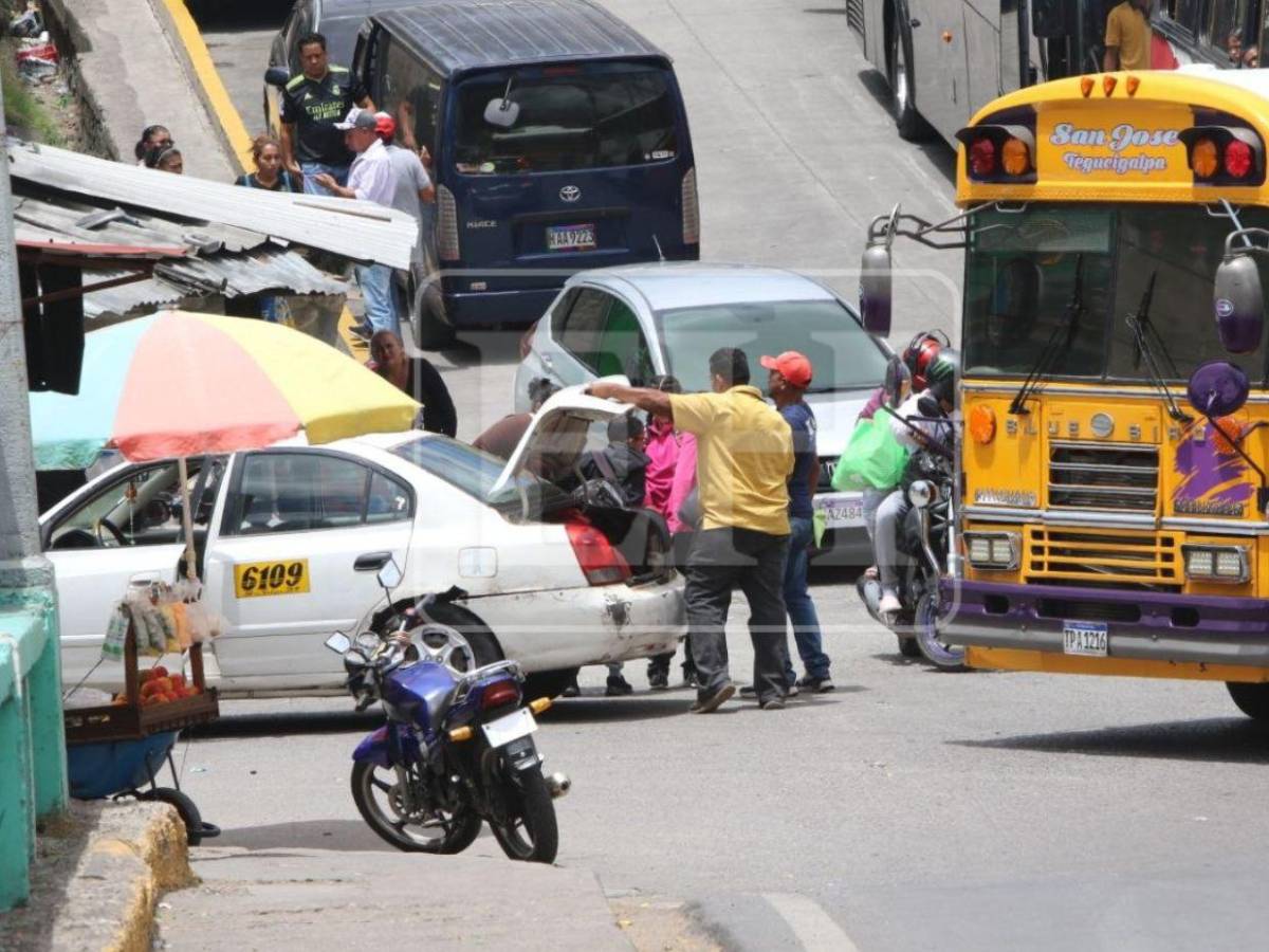 Veraneantes comienzan a salir de Tegucigalpa por la Semana Santa 2026