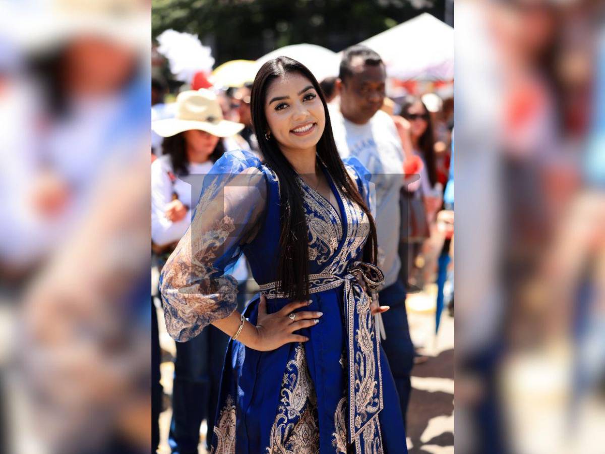 Las maestras que brillaron en los desfiles patrios 2025